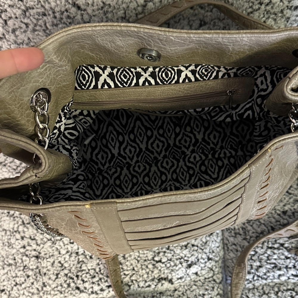 Steve Madden Taupe faux Leather Chain-Handle Shoulder Bag - Picture 4 of 5